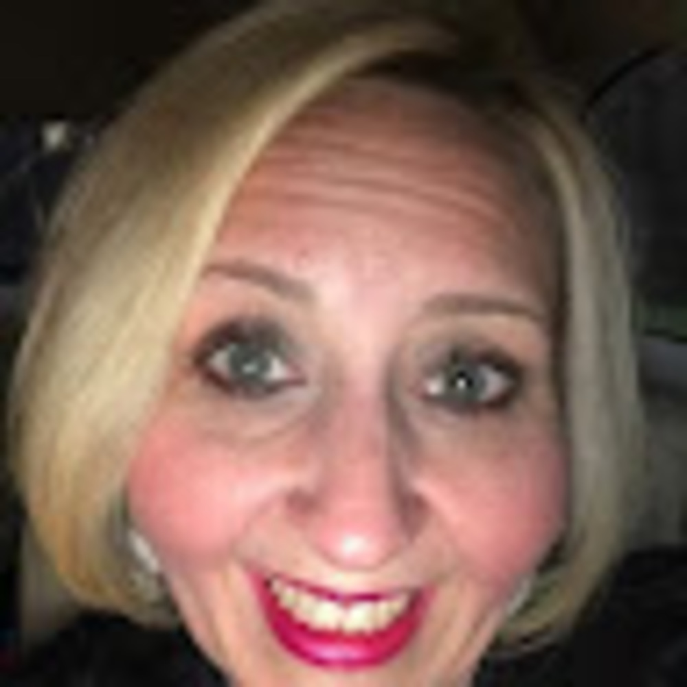 Meet your Posher, Holly